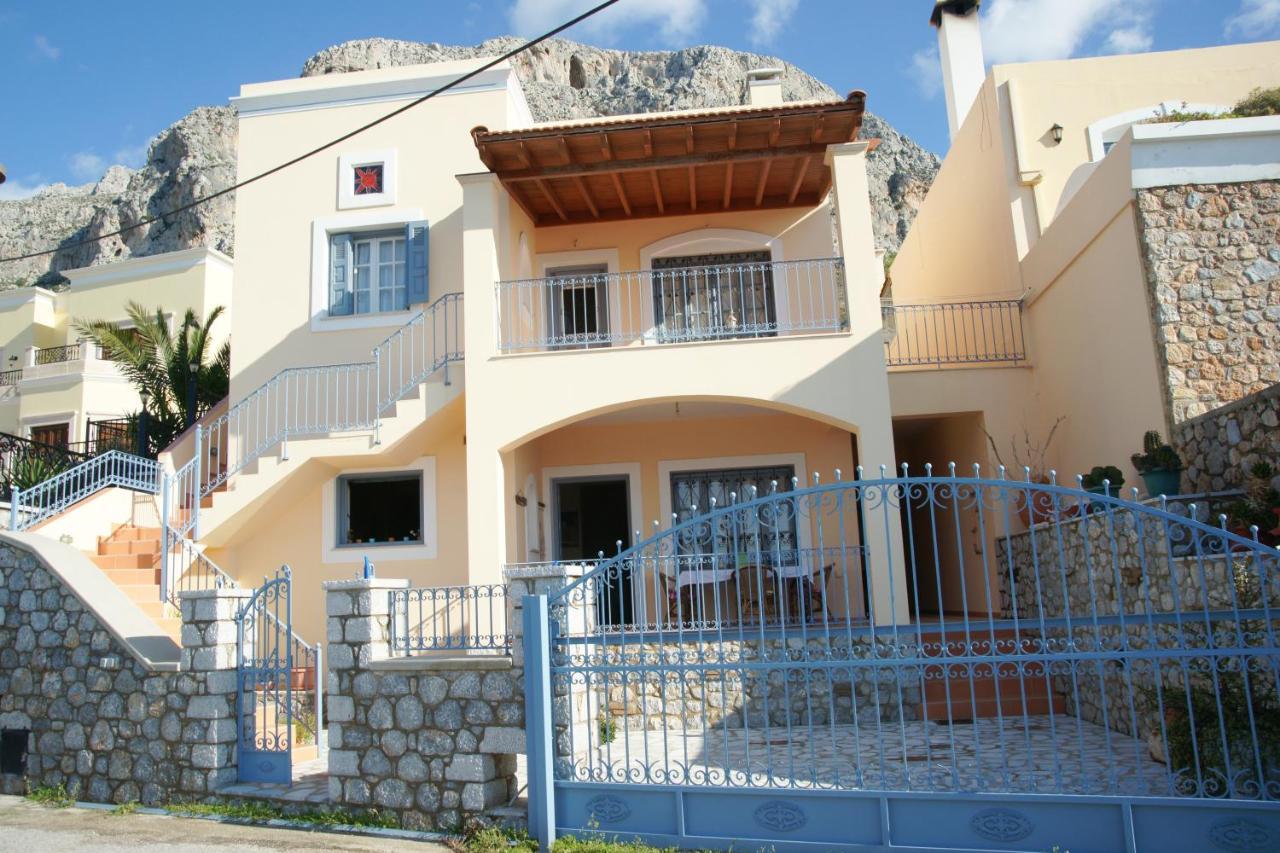 Villa Next To The Sea!! Myrties Екстер'єр фото