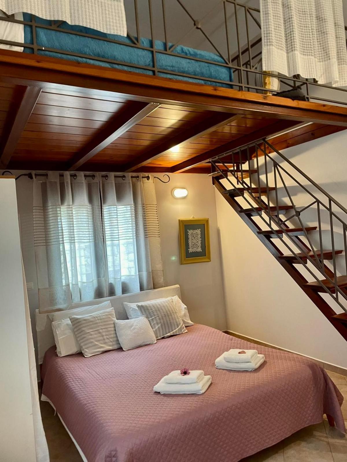 Villa Next To The Sea!! Myrties Екстер'єр фото